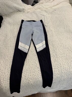 NYLORA Light Blue and Black Girls' Athletic Leggings with Reflective Stripes